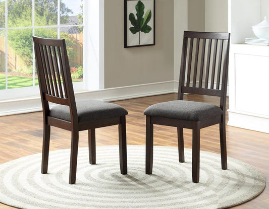 Yorktown 5-Pack 42-inch Round Dining (Table & 4 Side Chairs)