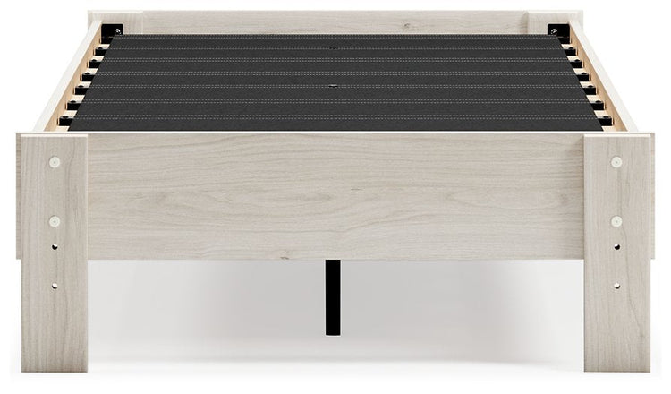 Socalle Panel Bed